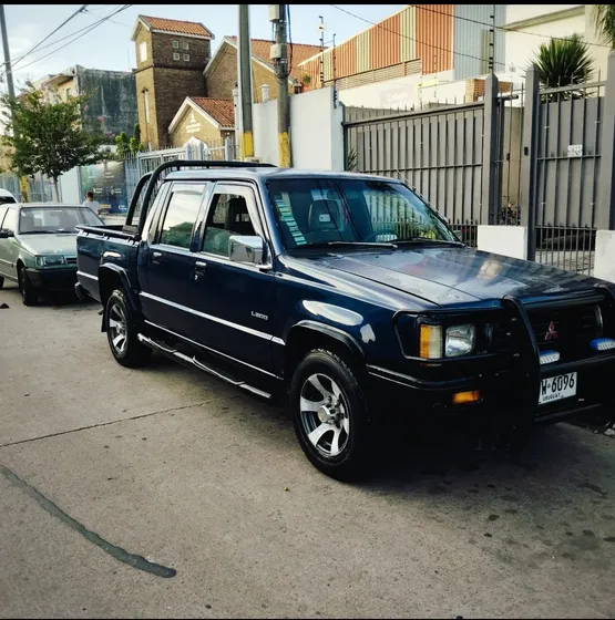 Mitsubishi L200 2.5 D/cab 4x2