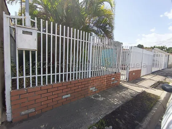 Casa En Venta En Palo Negro Ii Aragua 25-12666 Irrr