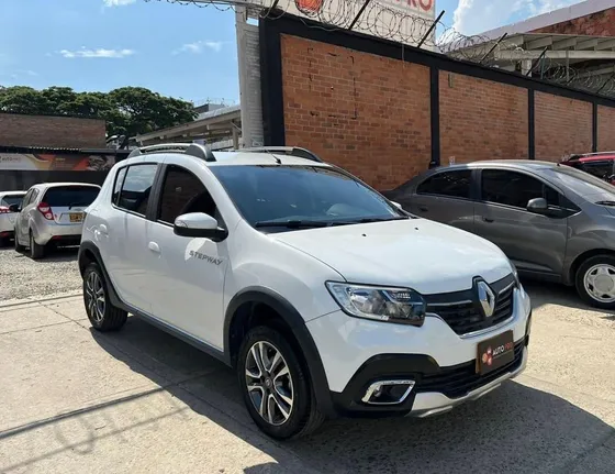 Renault Stepway 1.6 Dynamique / Intens Automática