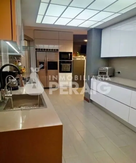 Se Vende Townhouse 209m2 En La Boyera