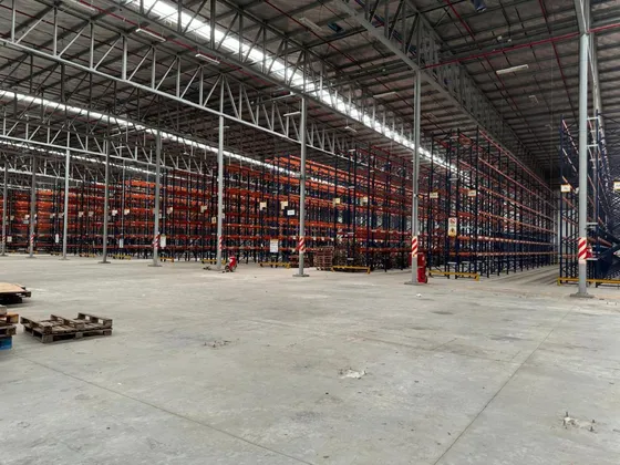 Excelente Nave 11.000 M2 En Parque Industrial