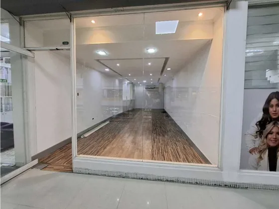 Local En Alquiler C.c. Piazza Parral Wc-9033950