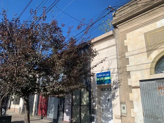 Venta Propiedad En Calle Humberto, Lujan. Retasada!!!!