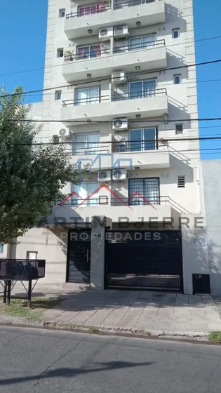 Alquiler Hermoso Departamento 2 Ambientes En Caseros