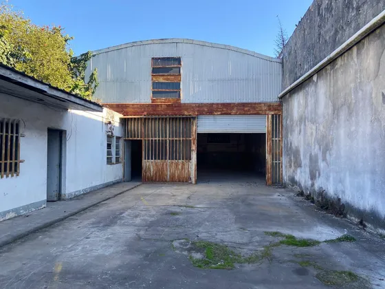 Depósito En  Adrogue, 500 Mts2 Aprox, Muy Buen Estado