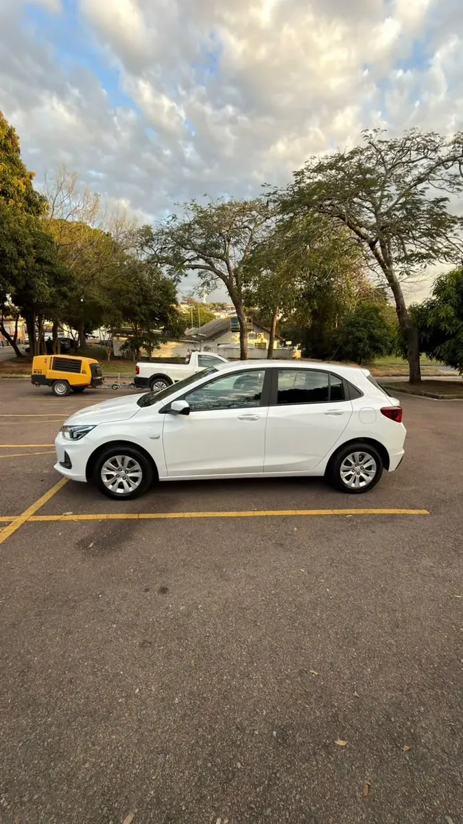 Chevrolet Onix 2021 1.0 Lt 2 5p — foto 3