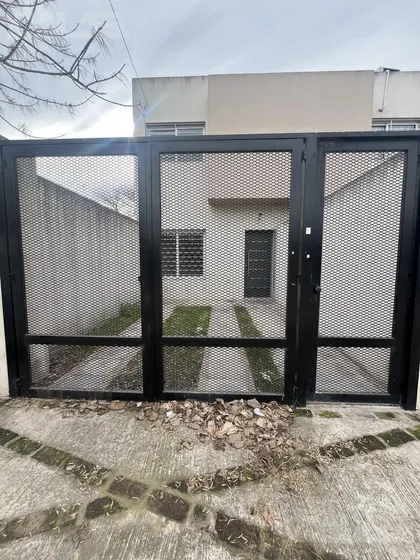 Duplex A Estrenar En Ituzaingo Norte