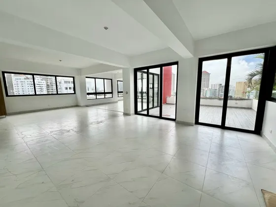 Apartamento De 3 Habitaciones Con Terraza Privada - Los Cacicazgos