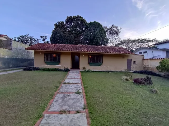 Casa A Remodelar Colinas De Guataparo Sector 1                         Jc-lp