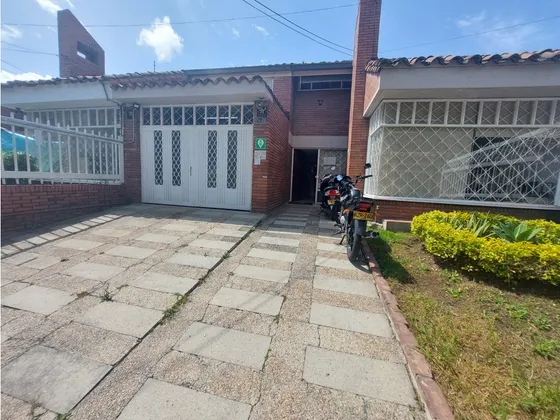 Vendo Casa Para Vivienda/empresa En Alhambra, Bogotá D.c. 