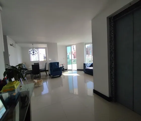Vendo Apartamento Con Ascensor Exclusivo En Villa Santos