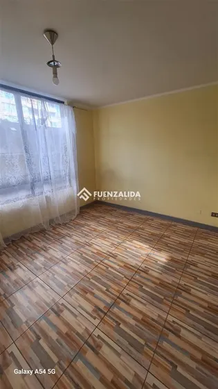 Departamento En Arriendo De 1 Dorm. En San Miguel