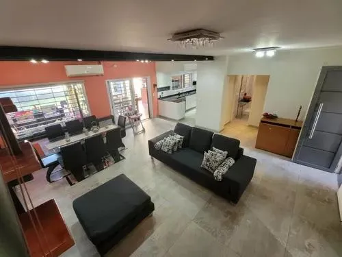 Casa En Caseros