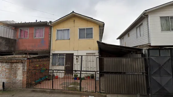 Casa En Venta De 2 Dorm. En Hualpén