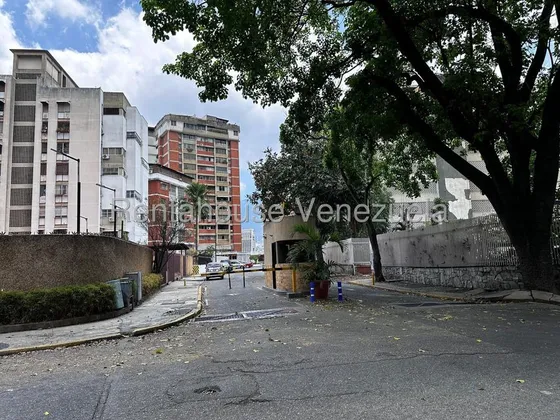 Moderno Apartamento Tipo Estudio En Alquiler