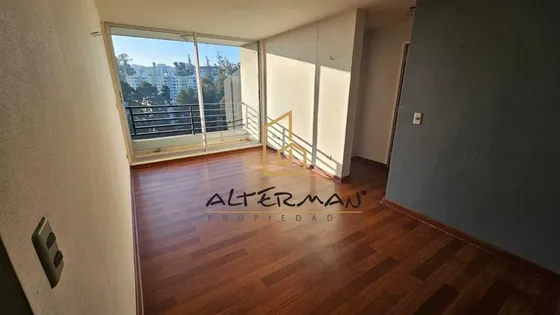Departamento En Arriendo De 2 Dorm. En Valparaíso