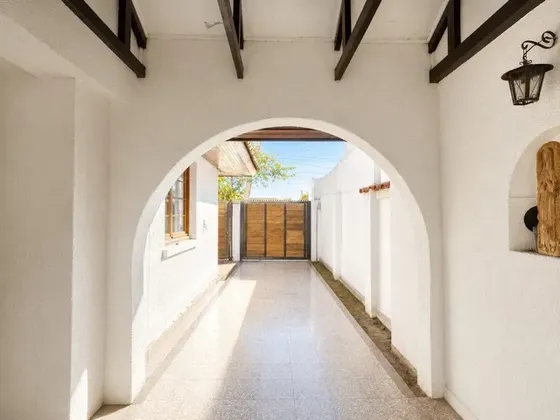 Linda Casa En Excelente Barrio