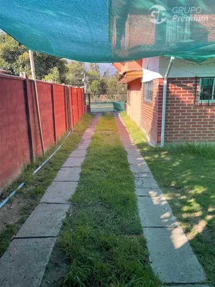 Casa De 140m2 En Venta De 4 Dorm. En Las Cabritas Calera