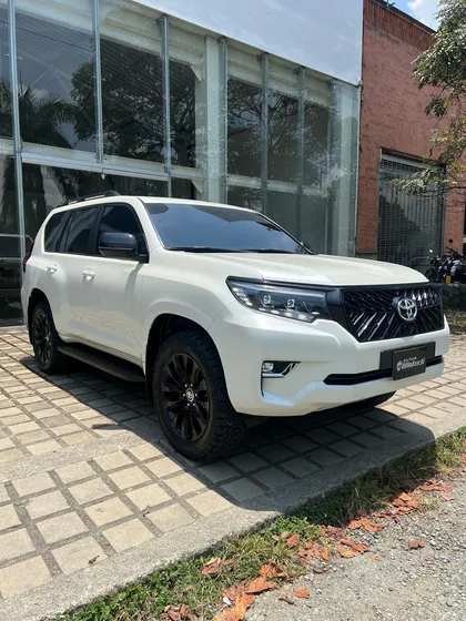 Toyota Prado 4.0 Txl Blindada