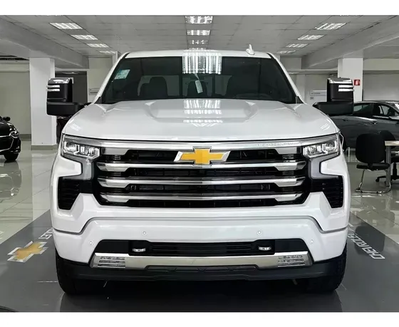 Chevrolet Silverado 5.3 V8 High Country