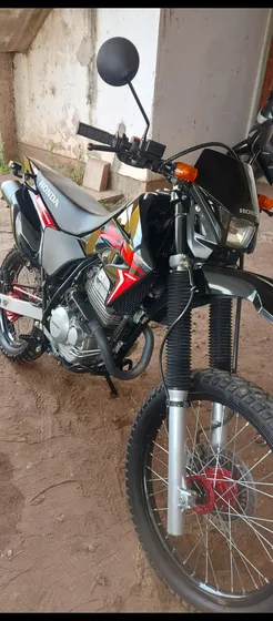Soy Titular, Tiene Alarma X28, Cubierta Trasera Nueva.