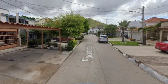 -casa En Remate Bancario-fuente De Zeus , Las Fuentes,  Los Mochis, Sinaloa -jcbb4