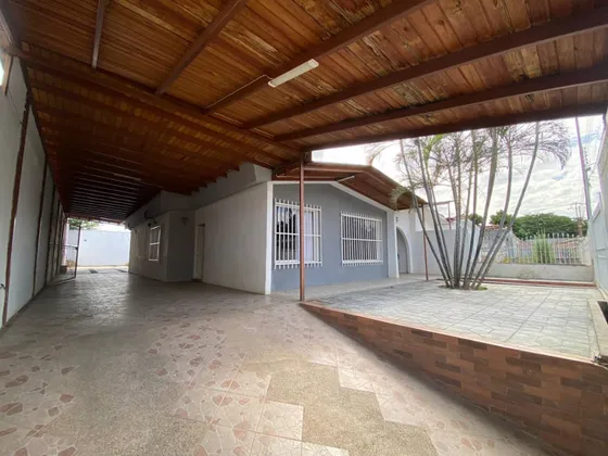 Casa En Paraparal Cod. Indic-2125