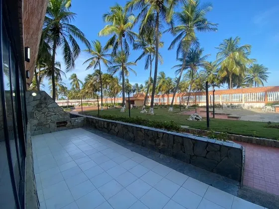 Venta De Amplio Apartamento Vacacional, Ubicado En Tucacas, Resd. Portofino.