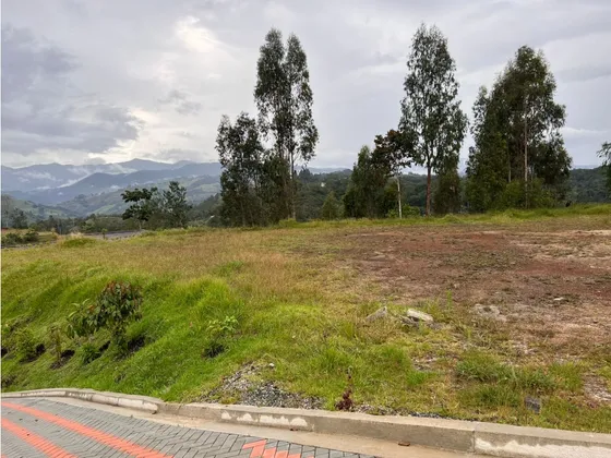 Lote En Venta Sector Montesereno El Retiro