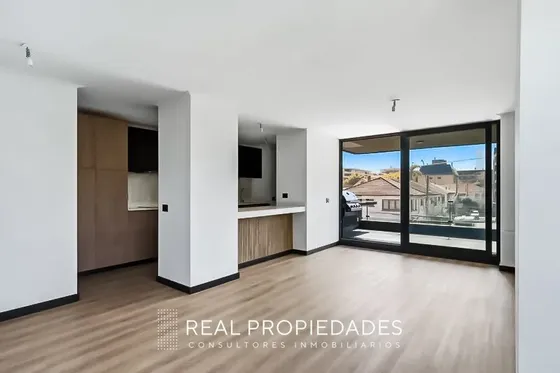 Departamento En Venta De 3 Dorm. 1 Estacionamiento 1 Bodega