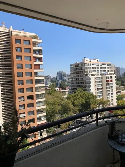 Dp. En Arriendo De 3 Dorm. Y Servicios Vespucio/colón