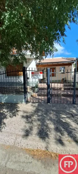 Venta Casa 3 Dormitorios Choele Choel Con Cochera