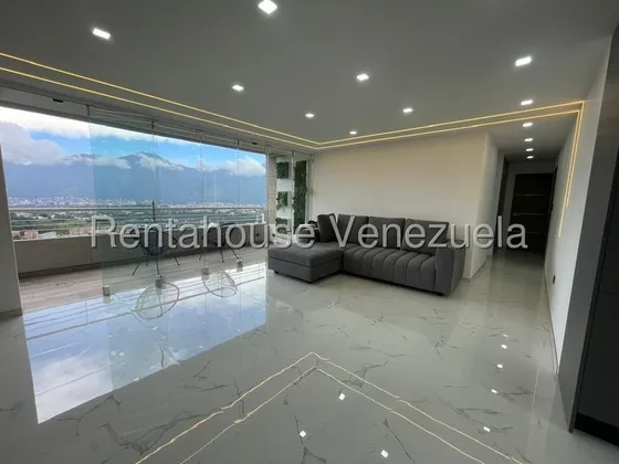 Apartamento En Venta En El Solar Del Hatillo Remodelado Caracas