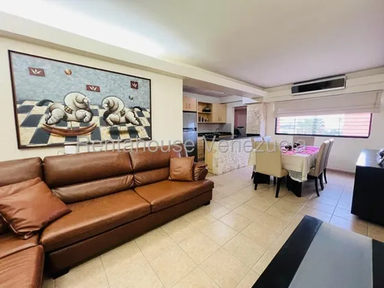 Zulay González Vende Hermoso Apartamento En Venta En Barquisimeto Conjunto Privado Parque Las Trinitarias Vigilancia 24 Horas Mls 25-20880