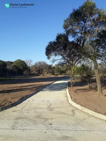 Lote En  La Adela - Barrio Cerrado