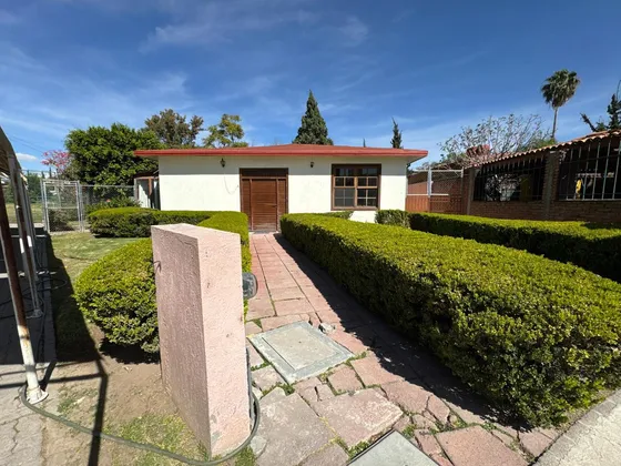 Casa En Venta, Con Valor De Terreno, En Pulgas Pandas Sur.