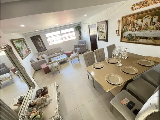 Se Vende Apartamento - Quinto Piso - Barrio Los Nogales 