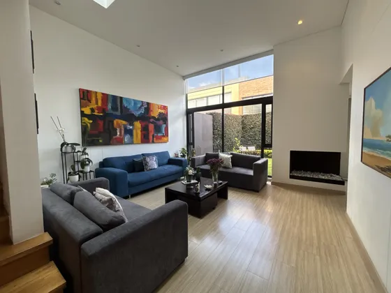 Casa En Arriendo En Camino De Arrayanes. Cod A135174