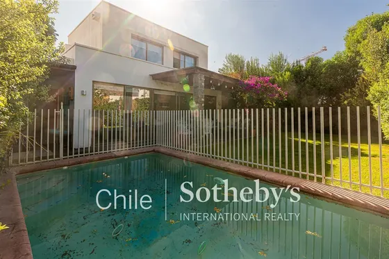 Casa En Venta De 3 Dorm. En Chamisero