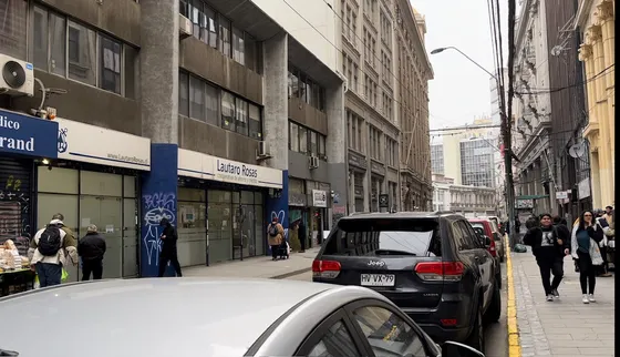 Oficina  en Arriendo, Planta Libre, Calle Prat, Valparaís