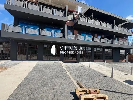 Locales Comerciales Nuevos En Pleno Peñuelas 0.55 Uf/m2