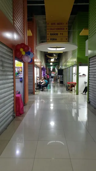 En Alquiler Mini Local Comercial 4 Mts, Cuenta Con Mezanina, Piso 2, En Cc Gran Brazar Centro Valencia, Carabobo