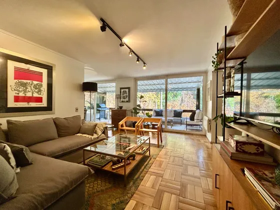 Amoblado / Remodelado 3 Dorm + 2 Baños + Servicios 