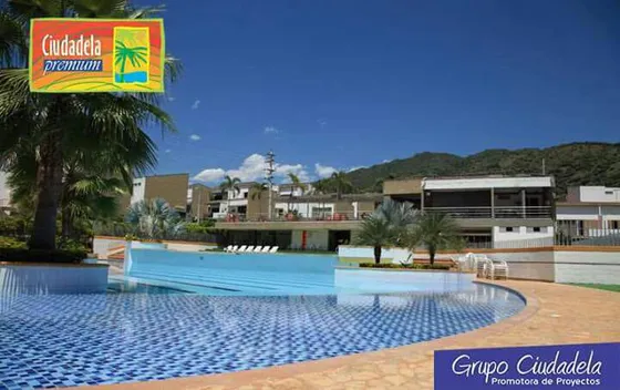 Cabaña De 4 Habitaciones, 3 Baños, Sala, Comedor, Terraza
