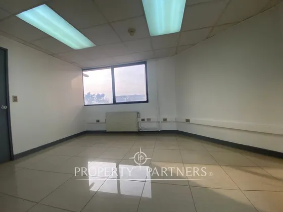 Arriendo Box Centro Médico Dinamarca 