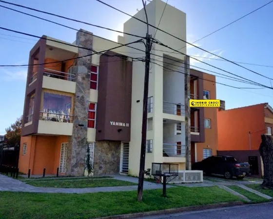 Venta Departamento 2 Ambientes Con Estacionamiento Parrilla Gran Balcón  San Bernardo 