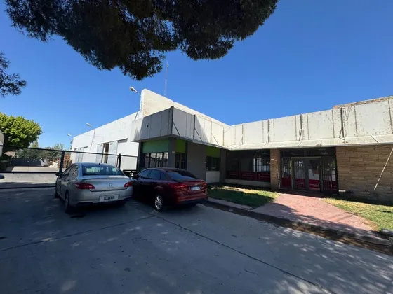 Venta Galpon Con Oficinas/local  Cipolletti