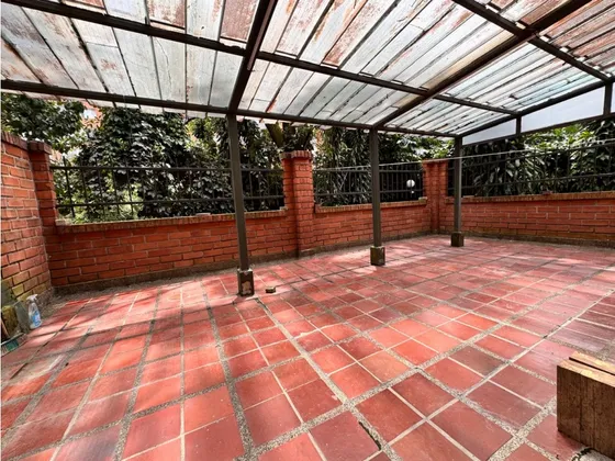 Apartamento En Venta En Medellín, Sector Patio Bonito