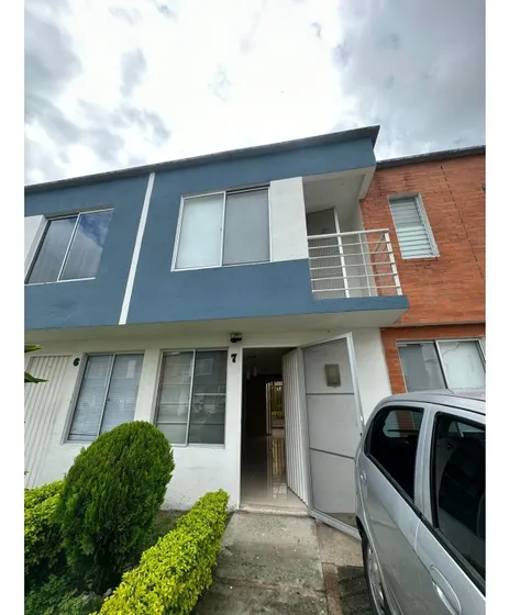 Venta De Casa Duplex Sector Galicia Pereira