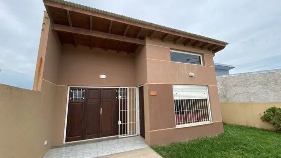 Venta Ph 3 Ambientes Frente En Félix U. Camet 